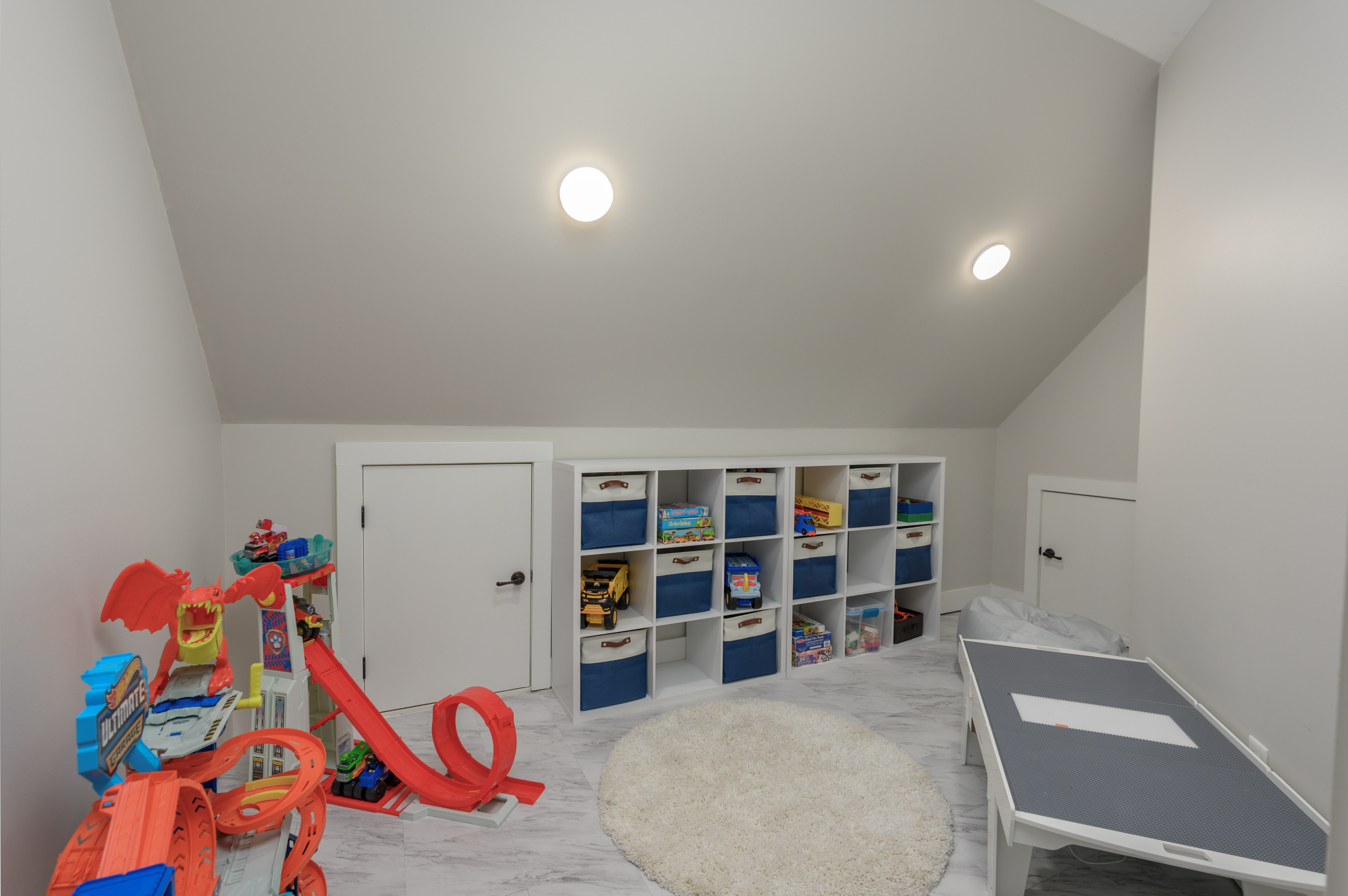 1030 Monfort Court image 28